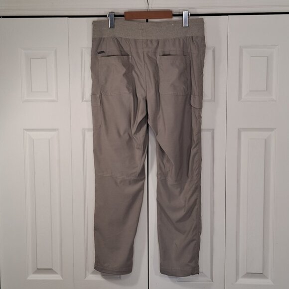 Columbia Cargo Pants - Picture 3 of 9